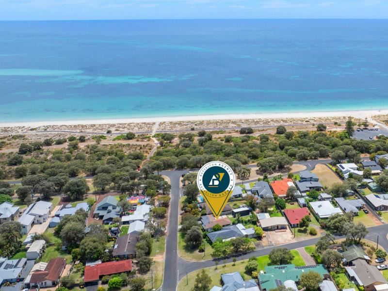 9 Lockhart Street, Broadwater