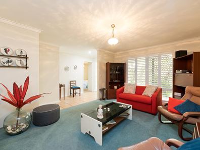 64A Gairloch Street, Applecross WA 6153