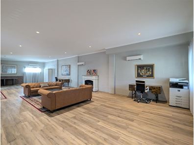 1 Gloucester Street, Victoria Park WA 6100
