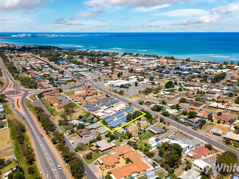 4/460 Chapman Road, Bluff Point WA 6530