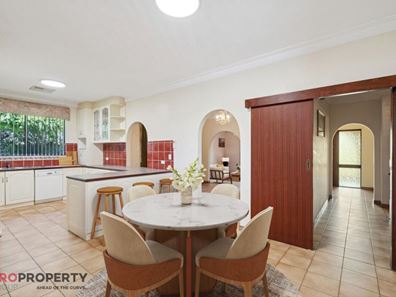 29 Andrews Road, Wilson WA 6107