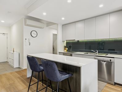 7/15 Leonard Street, Victoria Park WA 6100