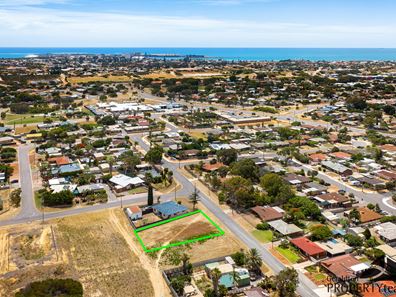 14 Kenny Crescent, Rangeway WA 6530