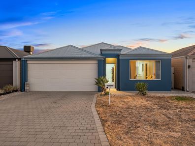7 Flatbush Road, Hilbert WA 6112