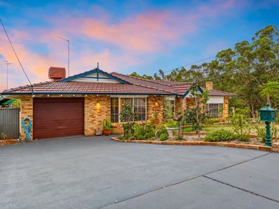 38 Taronga Drive, Kelmscott WA 6111