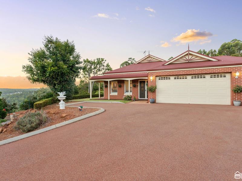 102 Heritage Drive, Roleystone WA 6111