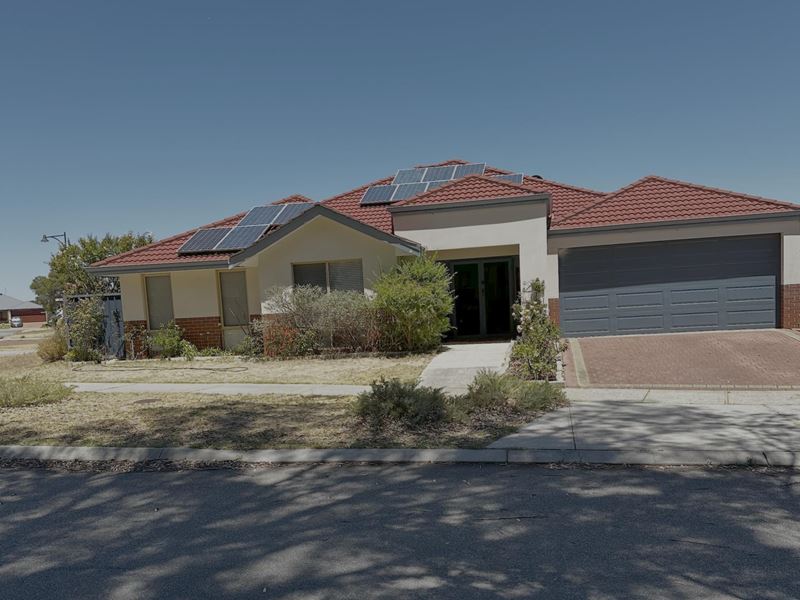 11 Quinine Crescent, Byford