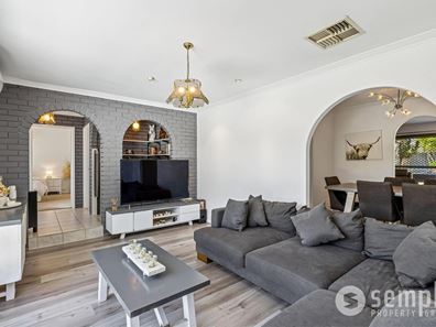 17 Waverley Way, Parkwood WA 6147