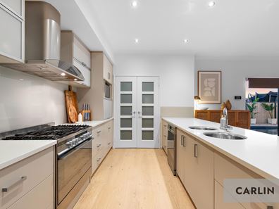 4 Queens Lane, Aubin Grove WA 6164