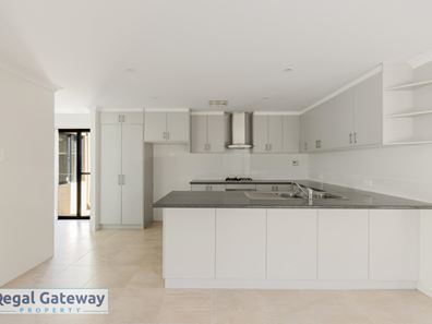 3 Goldfields Loop, Wandi WA 6167