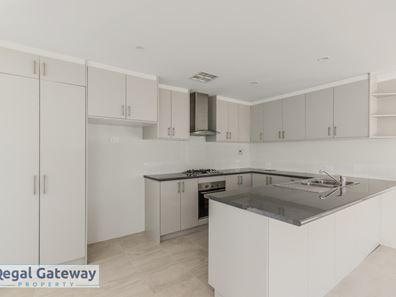 3 Goldfields Loop, Wandi WA 6167