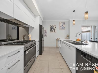 6 Fleet Way, Brabham WA 6055