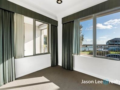 39 Caledonia Loop, North Coogee WA 6163