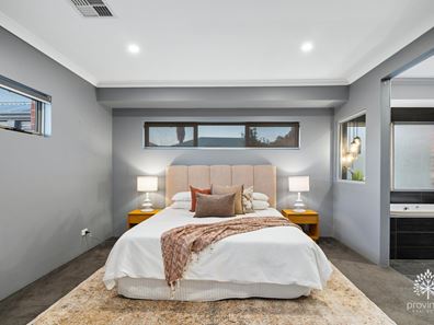 4 Vineyard Row, Swan View WA 6056