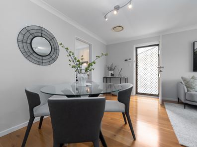 18/79 Clydesdale Street, Como WA 6152