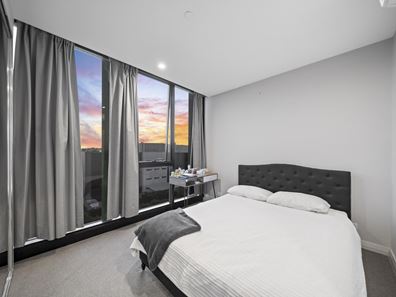 701/6 Baumea Way, Innaloo WA 6018