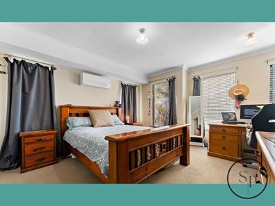 42 Glenelg Way, Meadow Springs WA 6210