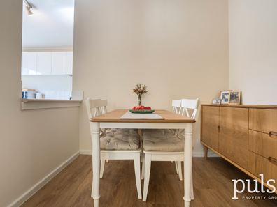 4/11 Kenton Street, Lynwood WA 6147