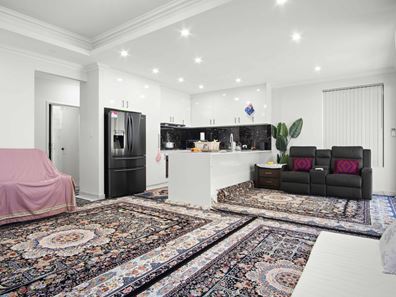 8/11 Weston Street, Maddington WA 6109