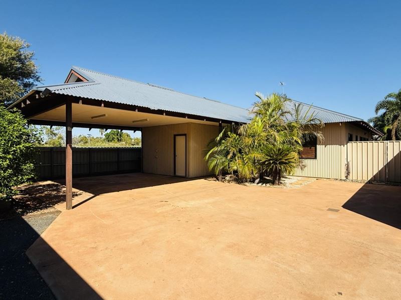 1B Trevally Court, Millars Well