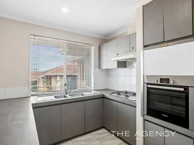 1/171 Hillsborough Drive, Nollamara WA 6061