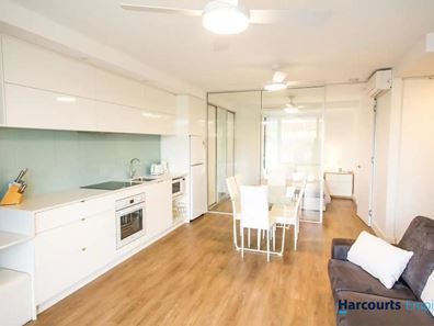 8/36 Pearl Parade, Scarborough WA 6019