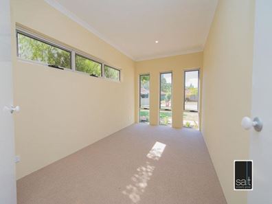 3B Waverley Place, Dianella WA 6059