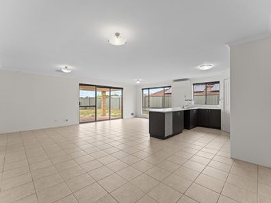 14 Kookynie Loop, Baldivis WA 6171