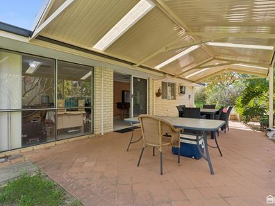 30 Kingsley Terrace, Kelmscott WA 6111