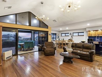 19 Princeton Drive, Wannanup WA 6210