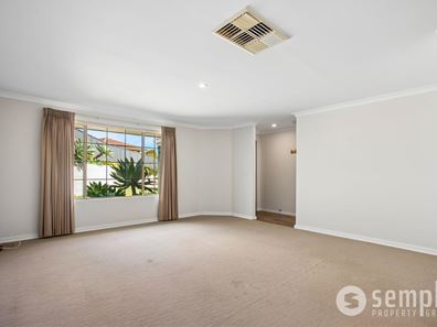 13B Green Vale Heights, Leeming WA 6149