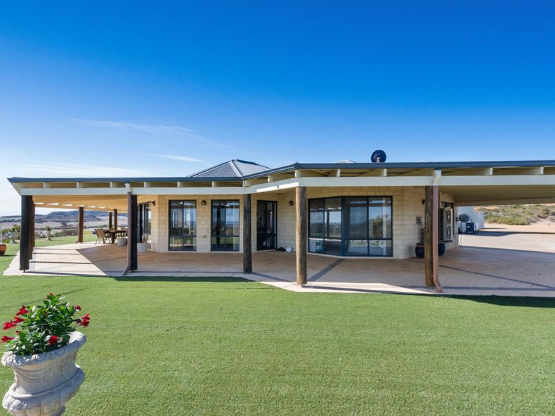 219 Cooper Street, Waggrakine