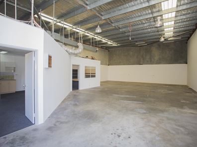 4/21 Vale Street, Malaga WA 6090