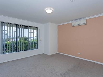 5 Dulles Way, Clarkson WA 6030