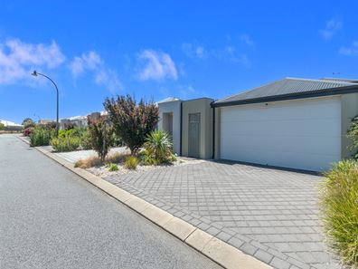 295 Mason  Road, Piara Waters WA 6112