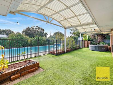 37 Ripplewood Avenue, Thornlie WA 6108