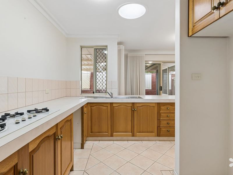 101 Portcullis Dr, Willetton WA 6155