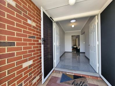 61 Archdale Loop, Piara Waters WA 6112