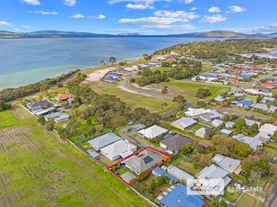 1/15 Shirley Street, Lower King WA 6330