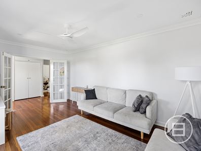 6 Blackbutt Drive, Greenwood WA 6024