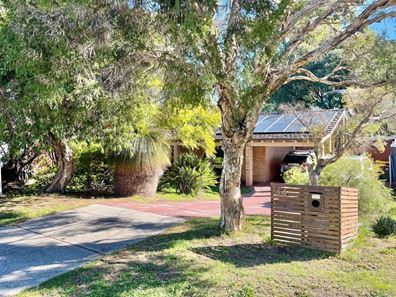44 Milverton Avenue, Karrinyup WA 6018