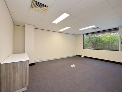 7 Tully Road, East Perth WA 6004
