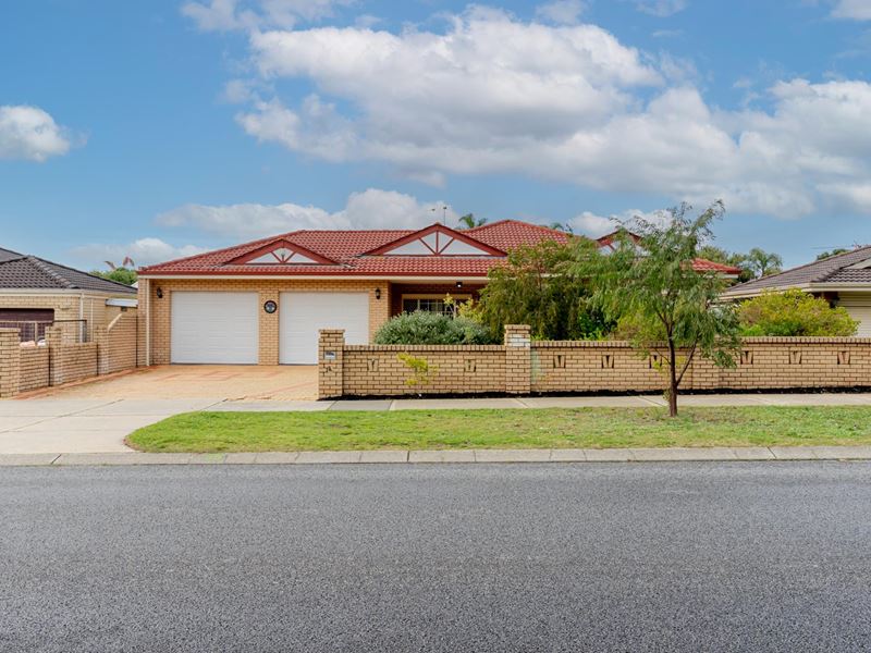 55 Grange Drive, Cooloongup WA 6168