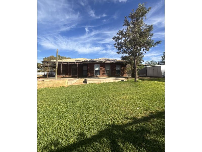43 Boor  Street, East Carnarvon WA 6701