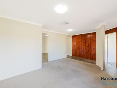 49 Mornington Boulevard, Waikiki WA 6169