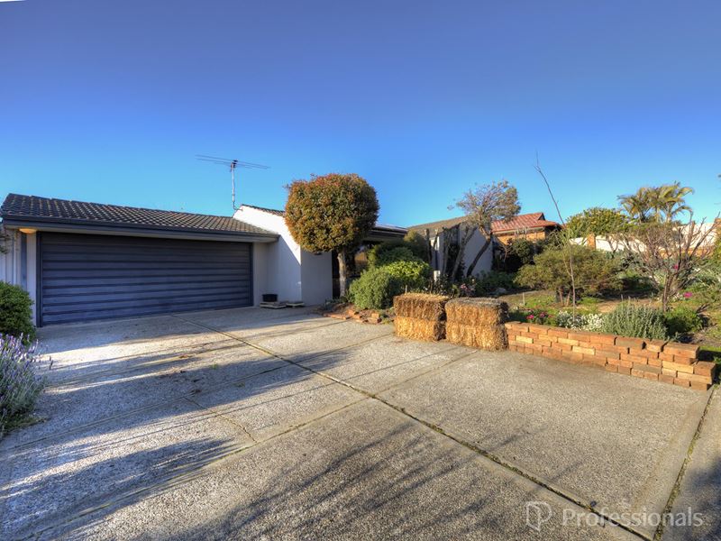 9 Cornhill Crescent, Alexander Heights WA 6064