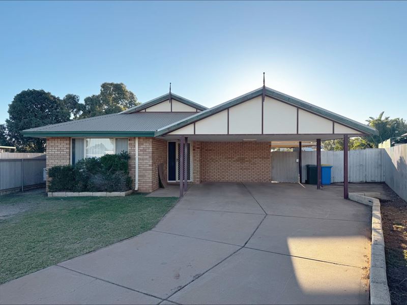 34 Blackall Place, South Kalgoorlie WA 6430