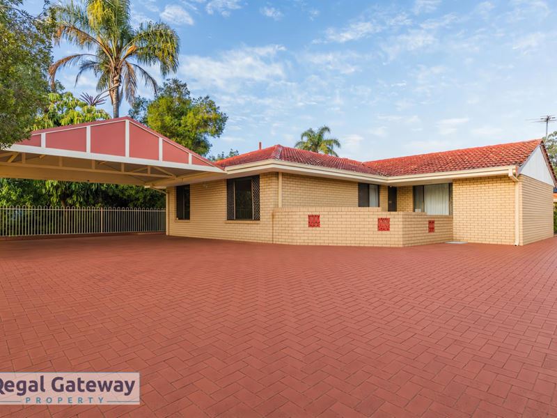 15 Parkfield Road, Kelmscott WA 6111