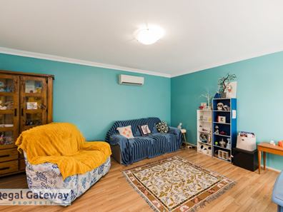 15 Parkfield Road, Kelmscott WA 6111