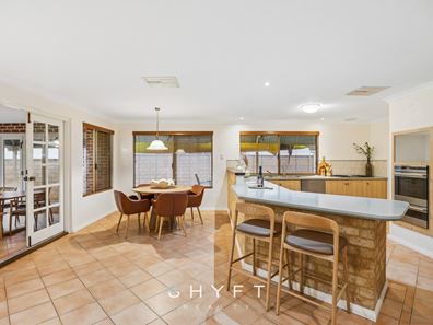 10 Gateshead Loop, Mindarie WA 6030